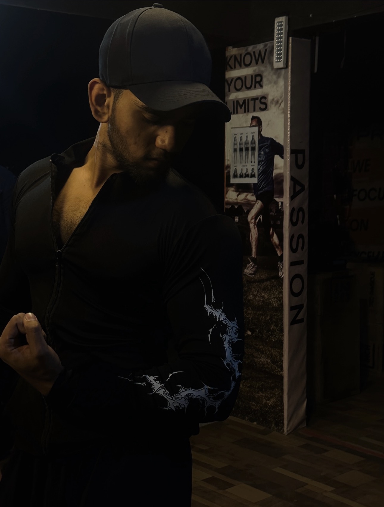 Compression Tank Upper — Black thumbnail